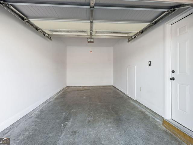 2826 Fox Wood Lane 2