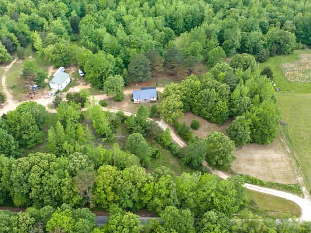 2827 Chapel Hill Rd