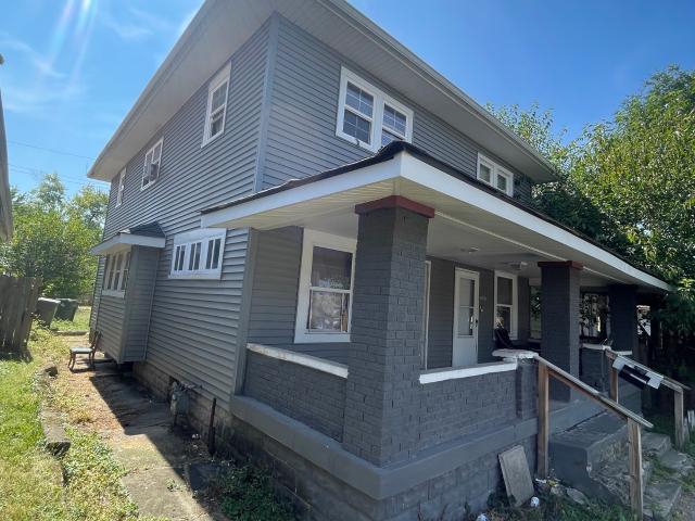 2827 E Michigan Street