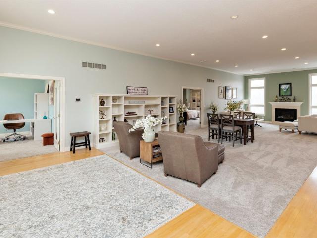 2827 SW 30th Street, Des Moines, USA, IA