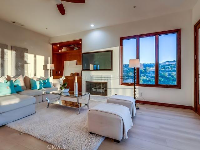 2828 Far View Lane
