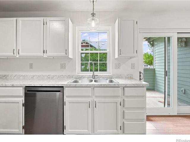 2828 Silverplume Drive