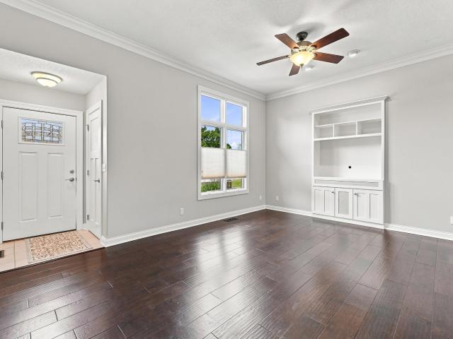 2829 Hedgerow Pass