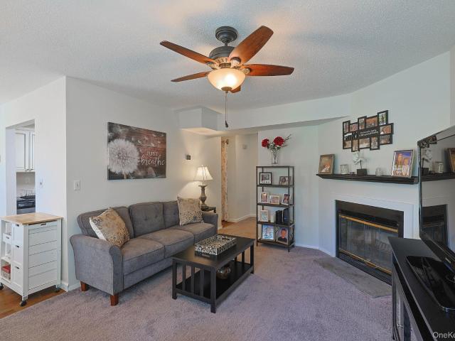 2820 Whispering Hills Dr, Chester, NY 10918 | MLS #986005