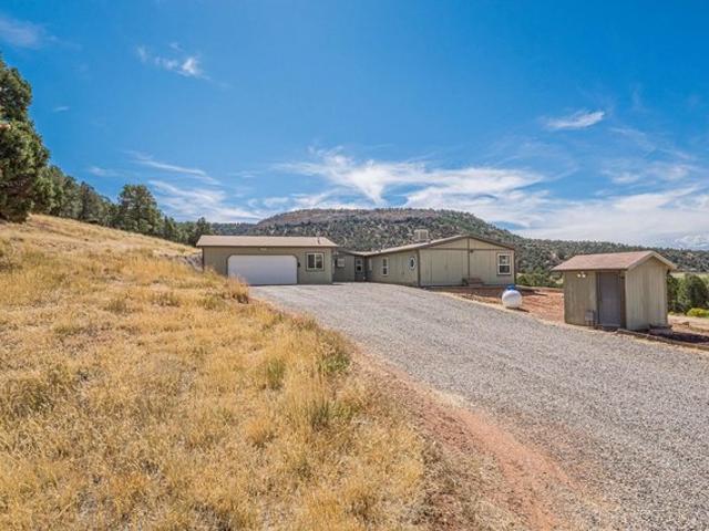 2821 Ds Rd, Glade Park, CO 81523