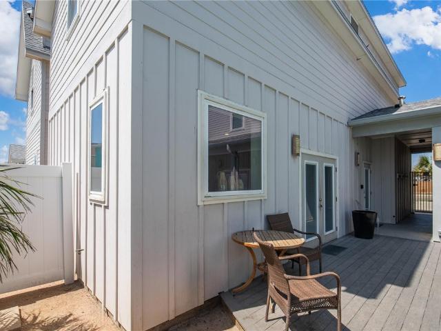 2821 S 11th St, Unit 104, Port Aransas, TX 78373 | MLS #473633