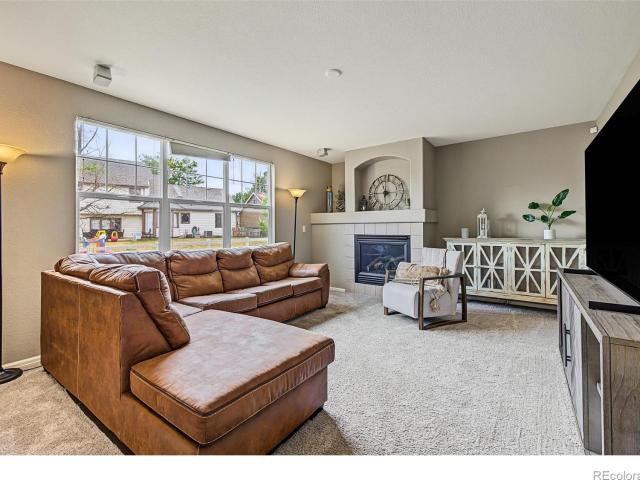 2821 William Neal Parkway