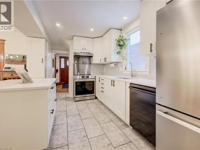 282 PROVINCE Street S, Hamilton, Ontario, L8K2L7
