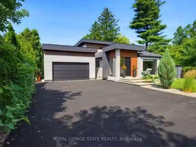 282 Robina Road, Hamilton, ON, L9G 2L7 Luxury House for sale.