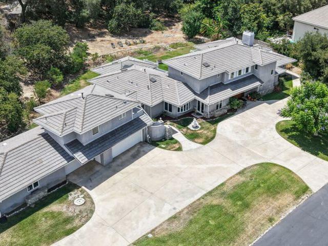 28342 Shadowland Circle