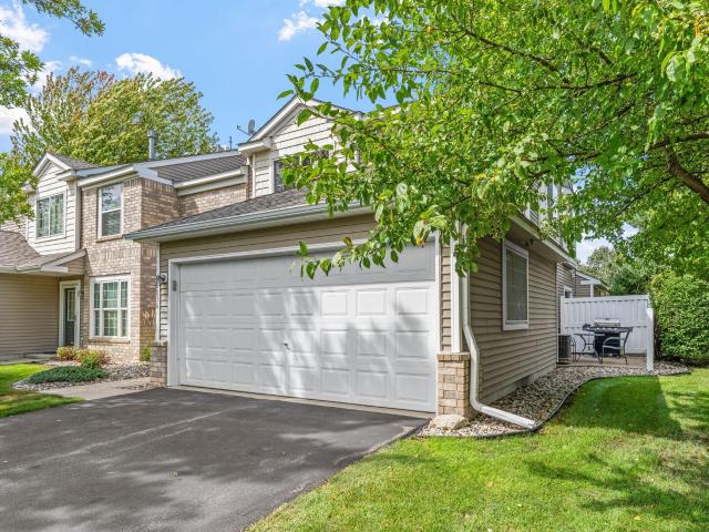 2836 Coach Court