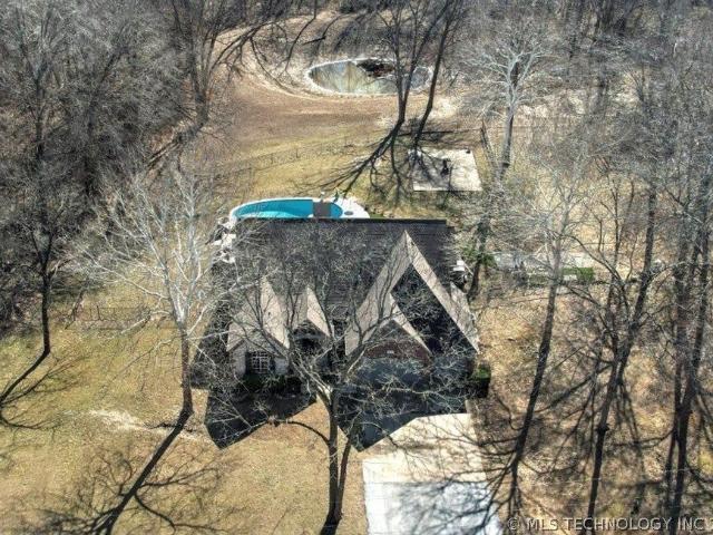28310 E 6th Pl, Catoosa, OK