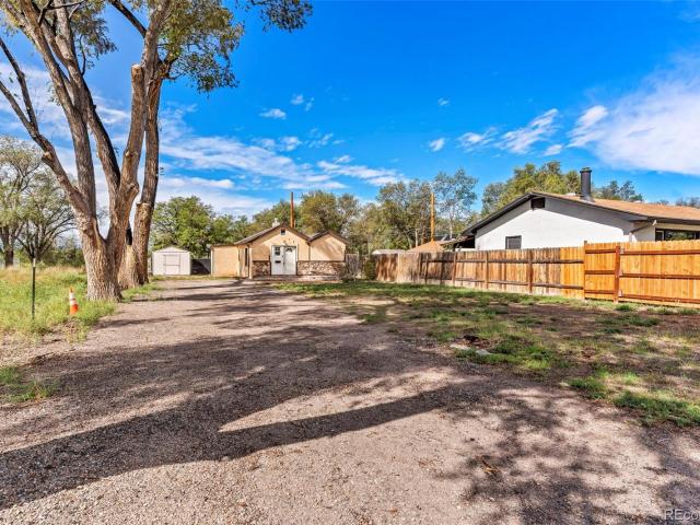 2831 Cedar