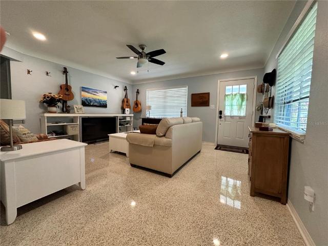 2831 Clinton St S, Gulfport, FL 33707 | MLS #TB8426