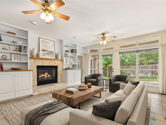 2832 Meadow Breeze