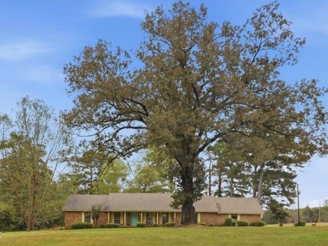 2832 N Mississippi 43