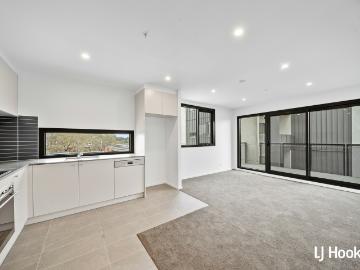 Watson, Kenny, Yass Valley, Victoria - Balcony