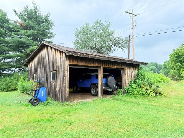 283 N Pond Road