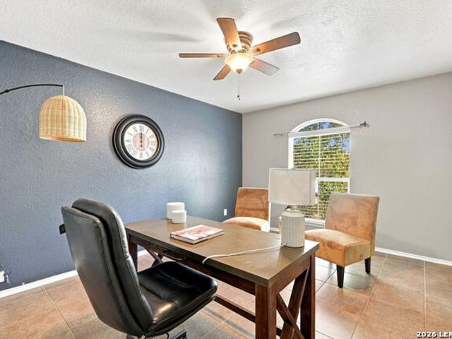 283 Reeves Garden