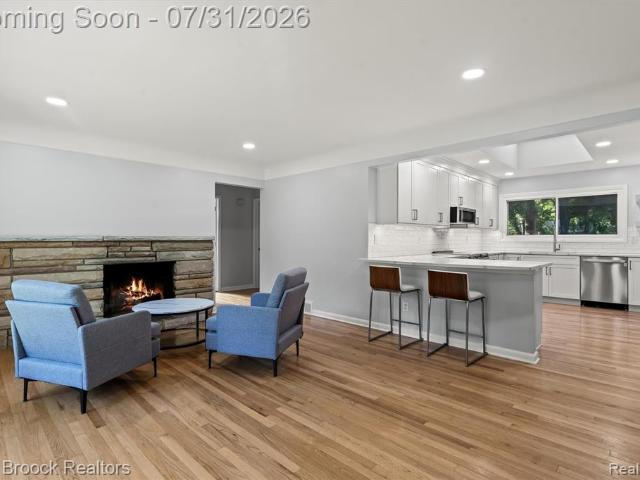 28455 Thorny Brae Road