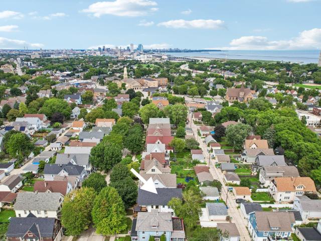 2846 S Herman St, Unit 2848