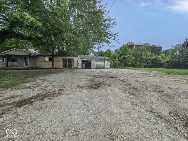 2847 W County Road 700 N