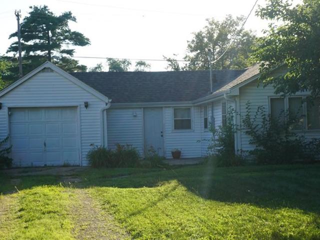 2841 10th St, Rockford, IL 61109