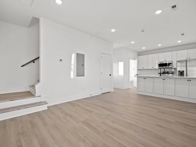 2843 Northpoint Boulevard
