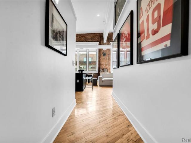 2843 E Grand Boulevard # 12