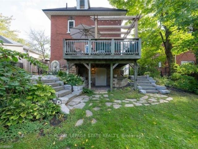 284 Colborne Street N, Norfolk, ON, N3Y 3V5 house for sale | Listing ID X13815 | Royal LePage