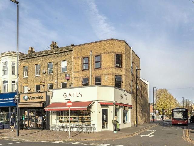 284 Chiswick High Road, Hounslow, W4 1PA, United Kingdom | 1 bed apartment for rent #136165952 | Rentberry