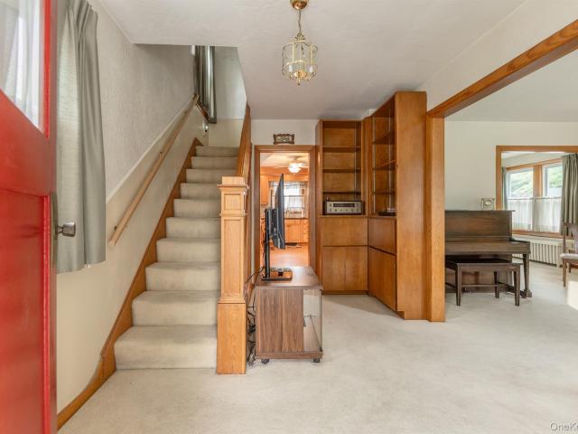 284 Clifton Avenue
