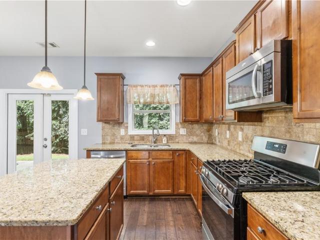 284 Ascott Lane