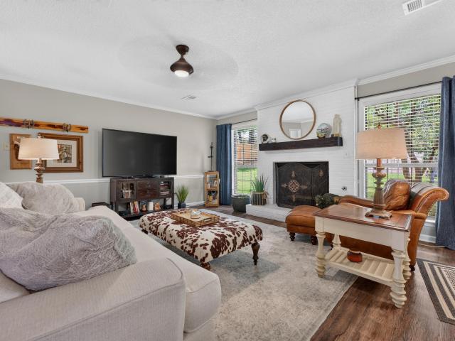 284 e poplar ave