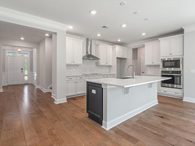 284 Huguenot Trail