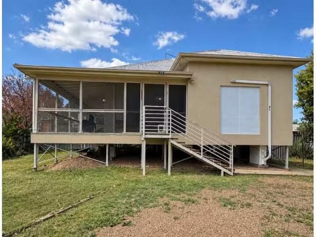 284 Warialda Street, Moree House for rent Listed by Brooke Mu.