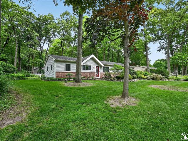 2854 Thunderbird Trail