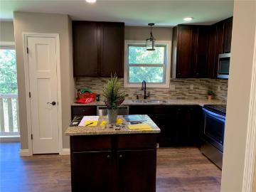 28555 Shallow Waters Rd, Wright City, MO 63390 | MLS #25029