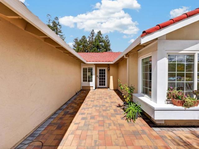 2855 Riedel Road