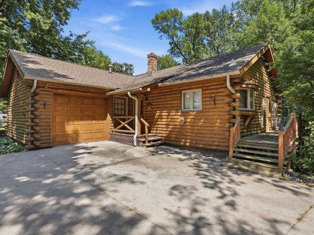 28569 Sleepy Hollow Road