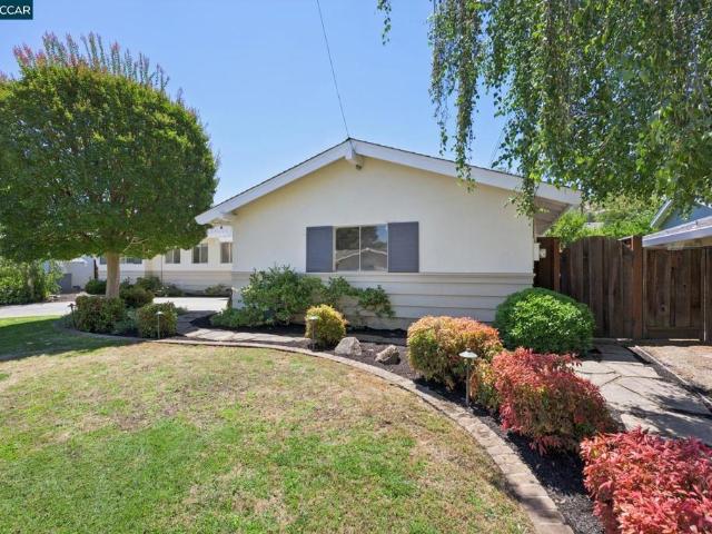 2856 San Benito Dr