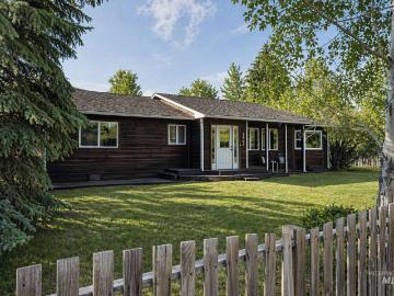 2850 Glenbrook Dr