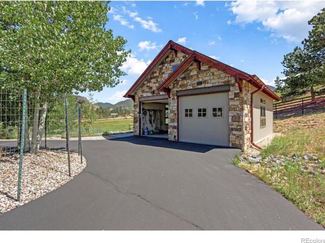 2850 Kiowa Trail