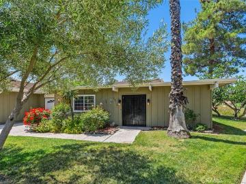 28518 Via Las Flores, Murrieta, CA 92563 | MLS #SW26093