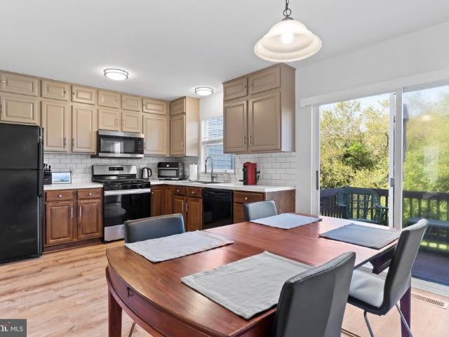 2853 Woodmont Drive