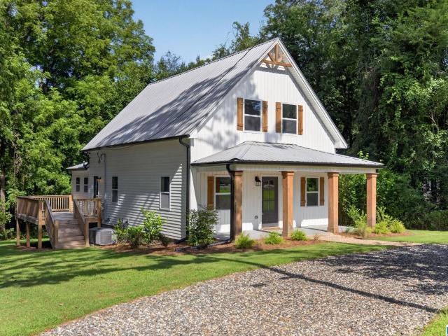 285 3Rd Street E