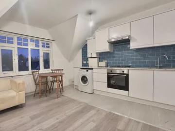 285 287 Brockley Road, London, SE4 2SA, United Kingdom | 2 bed apartment for rent #139266786 | Rentberry