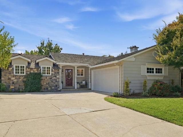 285 Carbonera Avenue
