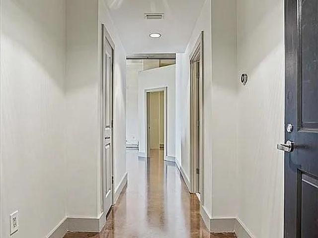 285 Centennial Olympic Park Drive NW 504