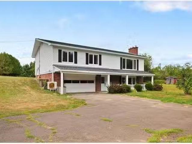285 Sunbury Dr, Fredericton Junction, NB, E5L 1S5 house for.